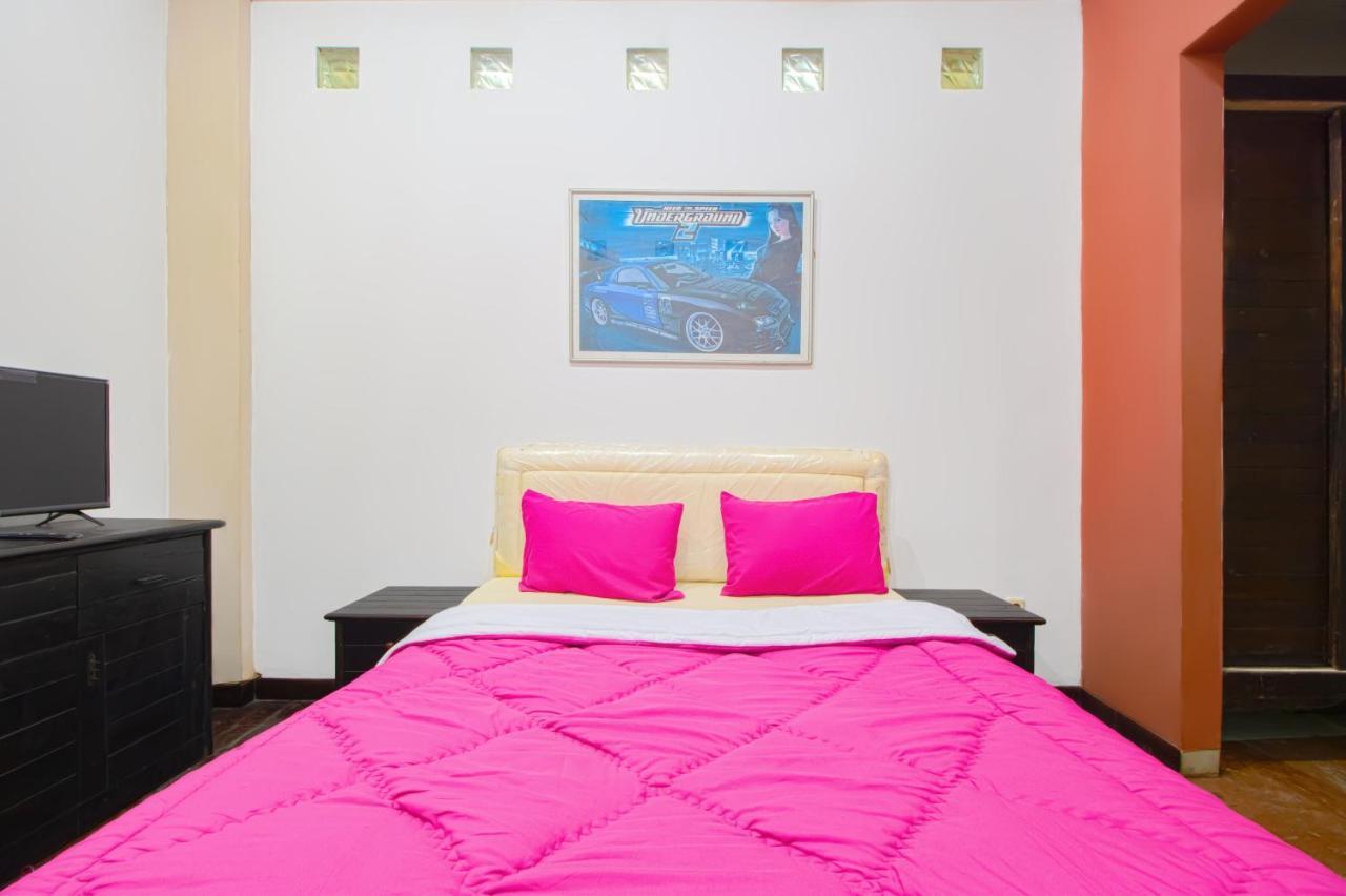 โตบานา เฮาส์ บินตาโร Hotel จาการ์ตา ภายนอก รูปภาพ