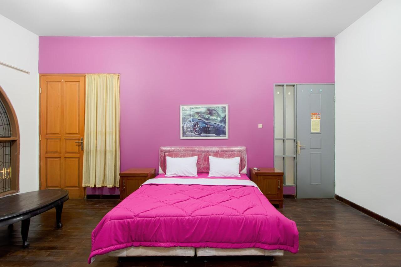 โตบานา เฮาส์ บินตาโร Hotel จาการ์ตา ภายนอก รูปภาพ