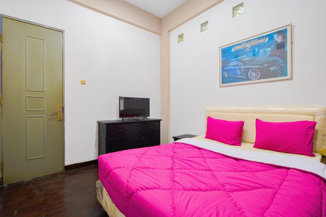 โตบานา เฮาส์ บินตาโร Hotel จาการ์ตา ภายนอก รูปภาพ
