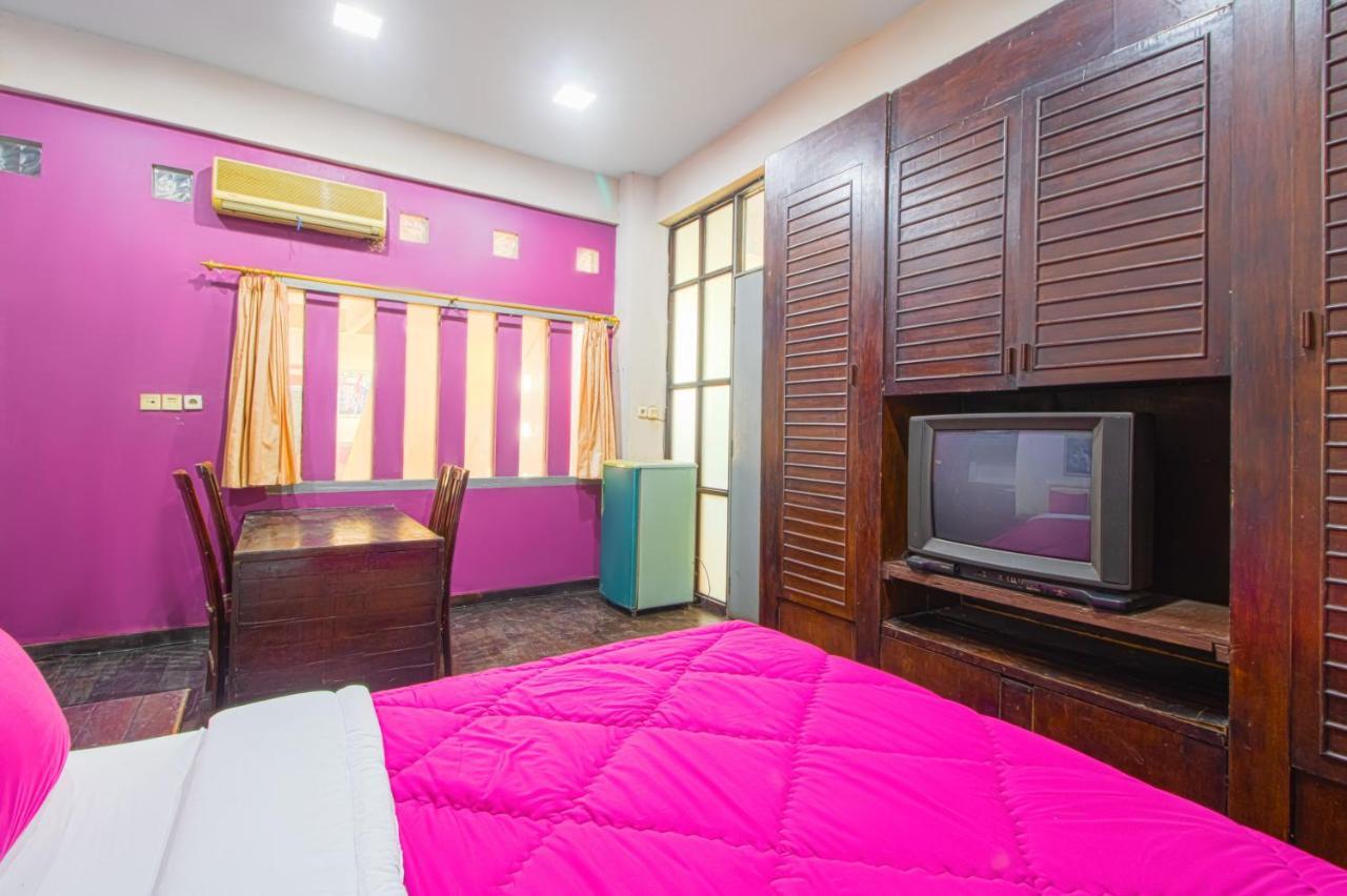 โตบานา เฮาส์ บินตาโร Hotel จาการ์ตา ภายนอก รูปภาพ
