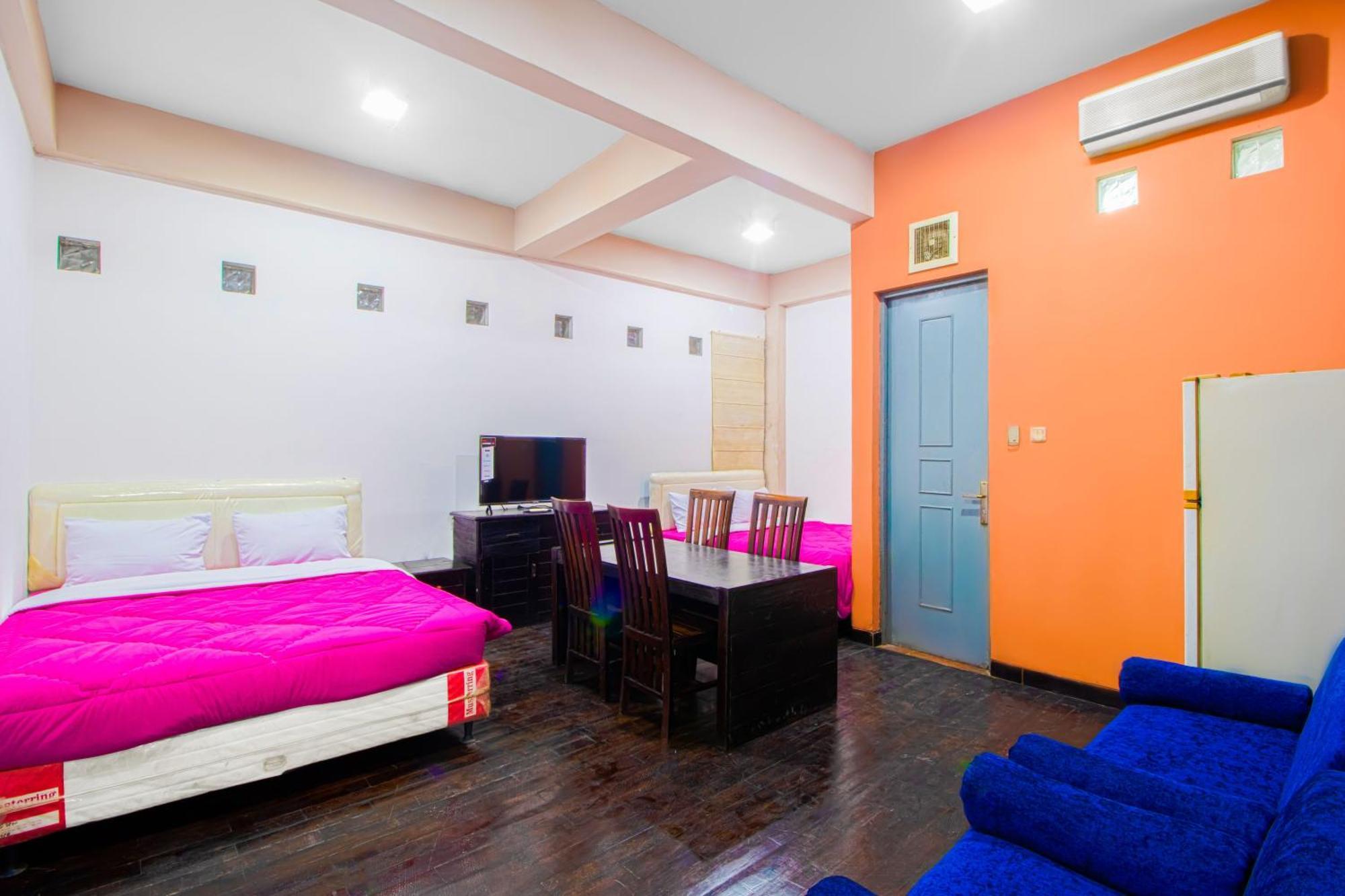 โตบานา เฮาส์ บินตาโร Hotel จาการ์ตา ภายนอก รูปภาพ